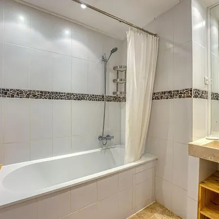 New - 1 Bed *